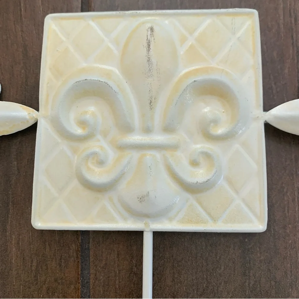 Fleur de Lis Metal Wall Hook Trio